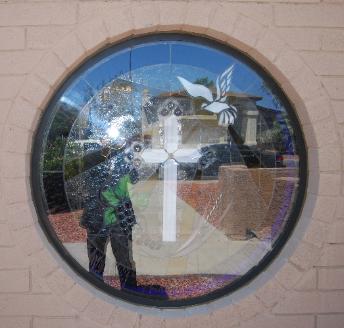 Mar Petors Assyrian Church, Stain glass window cross2, Glendale, Arizona USA